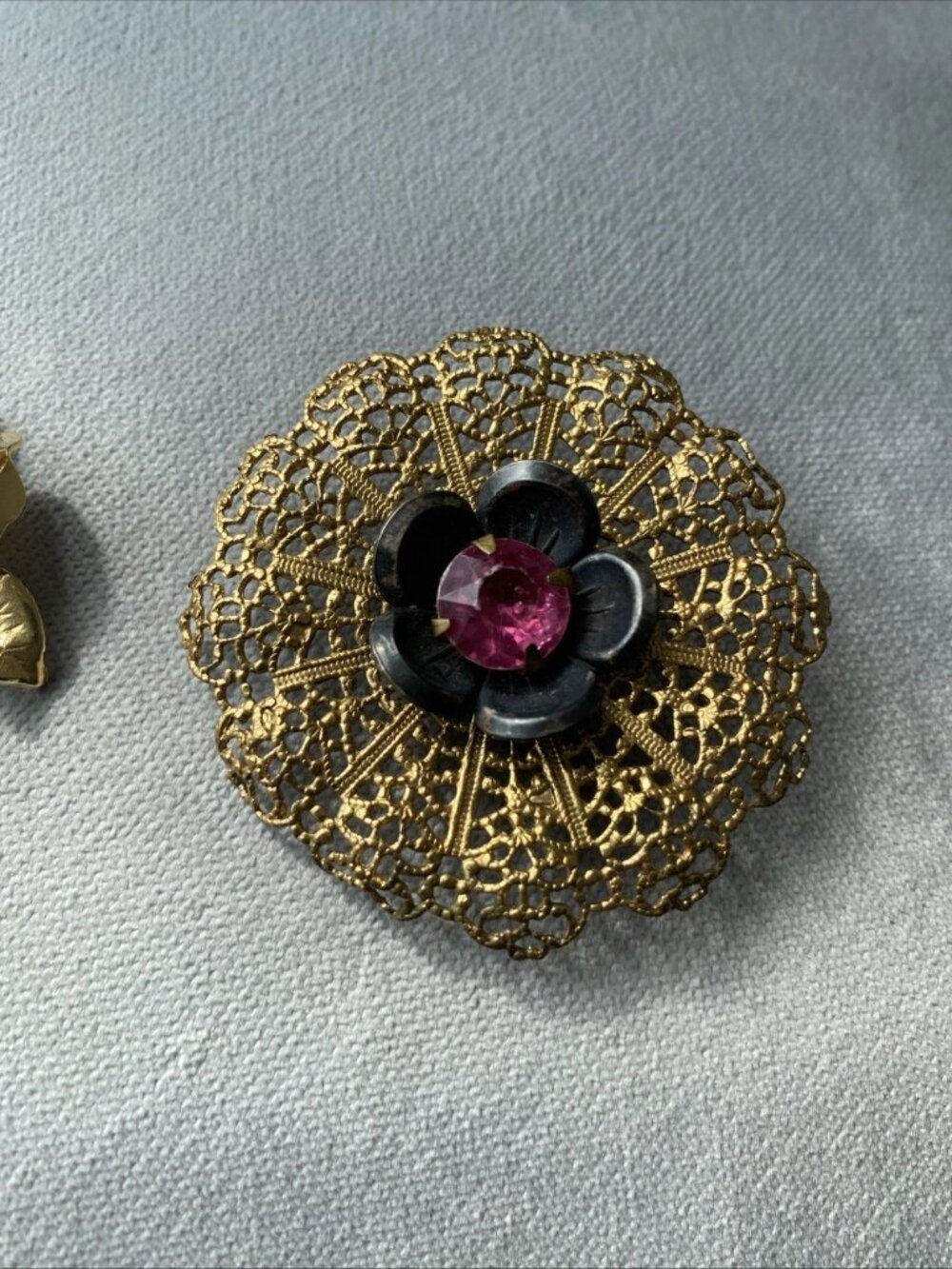 Vintage Brooch Set 3 - Picture 4 of 7
